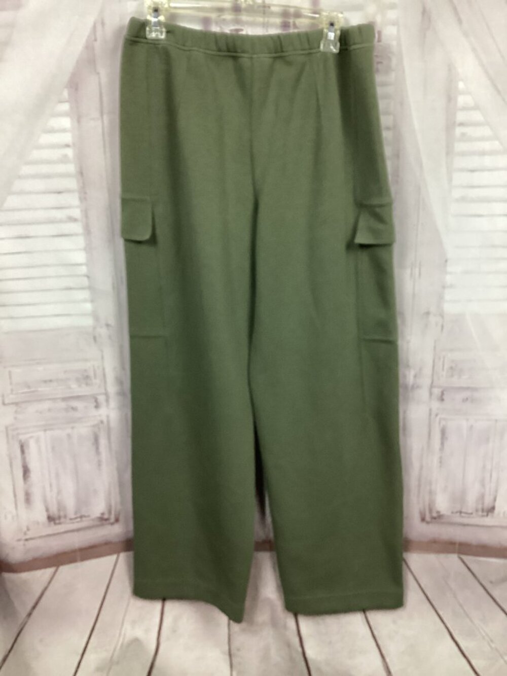 LULULEMON Double Knit Mid Rise Cargo Pants Green 8 - Picture 1 of 9